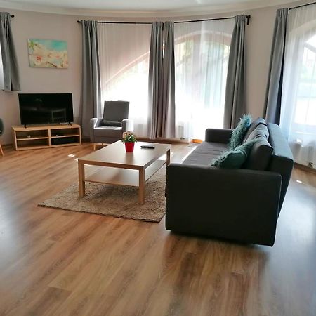 Pannonia Apartman Esztergom Exterior photo